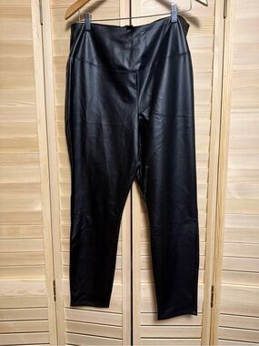 BOLD elements Black Faux Leather High-Rise Leggings